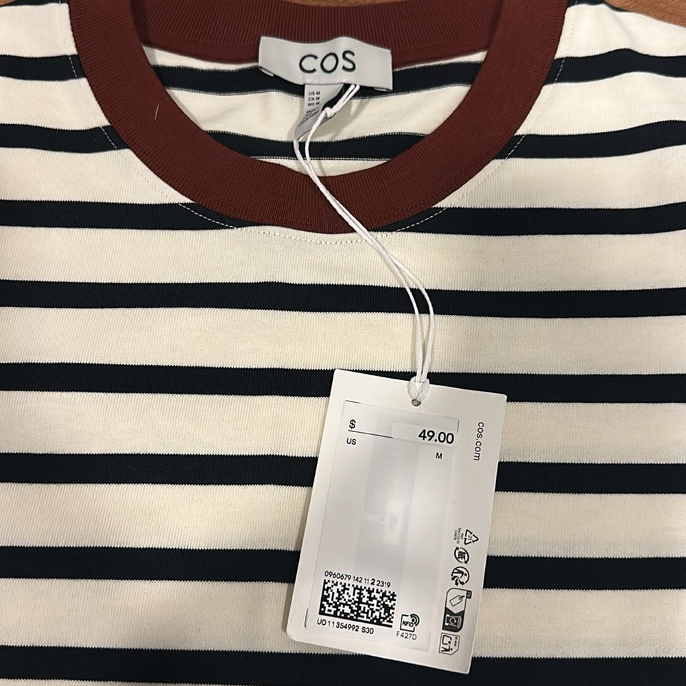 COS CLEAN CUT REGULAR T-SHIRT Black/White/Striped - Picture 2 of 3